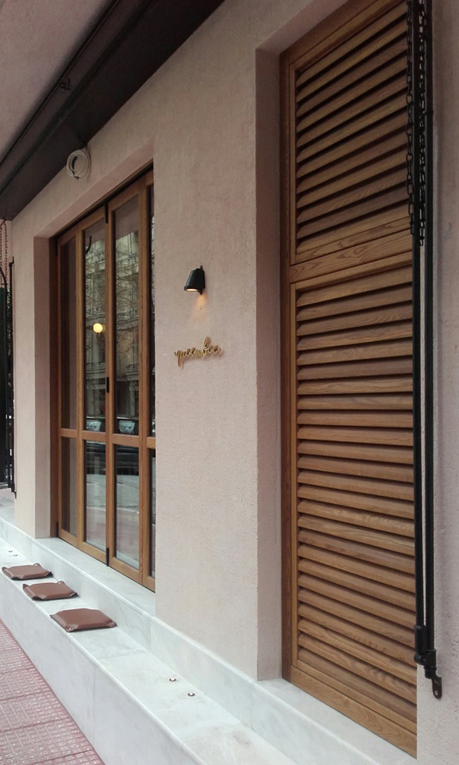 Serramenti curvi in pianta